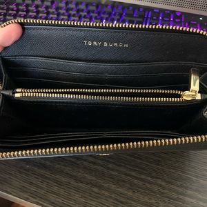 Tory Burch wallet